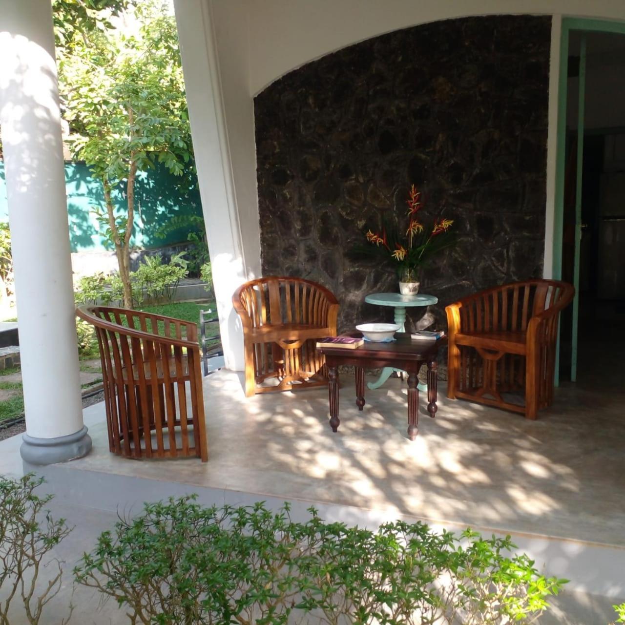 Villa Peace Heaven Галле Экстерьер фото