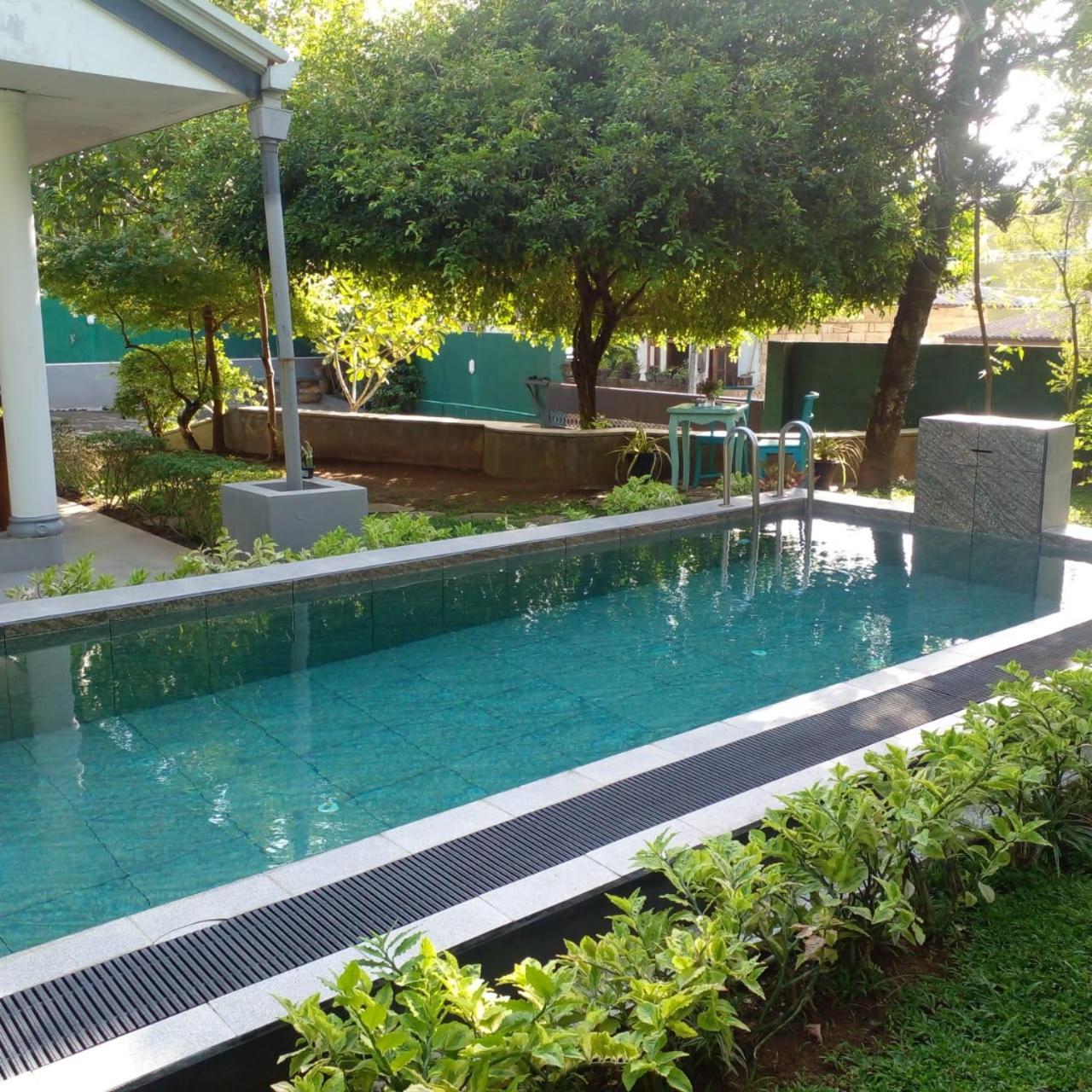 Villa Peace Heaven Галле Экстерьер фото